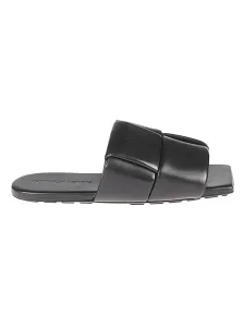 BOTTEGA VENETA - Patch Leather Flat Sandals