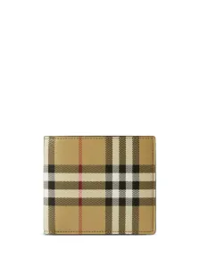 BURBERRY - Leather Wallet