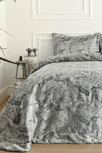Bettüberwurf VALERIA in einer Geschenkverpackung mit Kissen Grau / Grey Set für Doppelbett,Bettüberwurf VALERIA in einer Geschenkverpackung mit Kissen