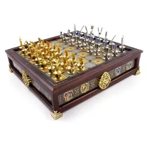 Harry Potter - Hogwarts Houses Quidditch Chess Set - Schach