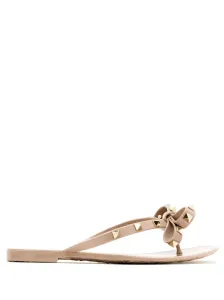 VALENTINO GARAVANI - Rockstud Rubber Thong Sandals #1516135